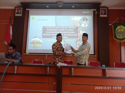 SERAH TERIMA LAPORAN KETERANGAN PENYELENGGARAAN PEMERINTAH KALURAHAN (LKPPKAL) TAHUN ANGGARAN 2024